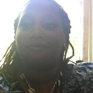 Meet your Posher, Monique